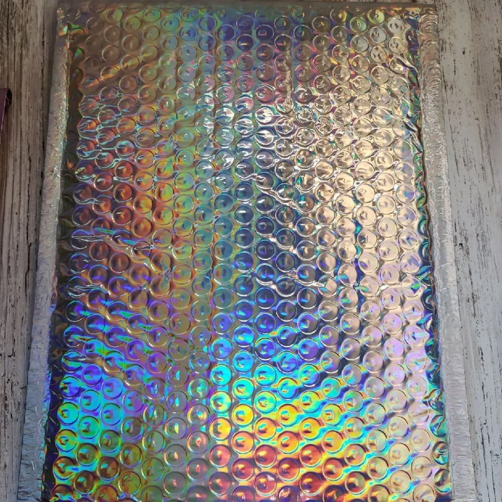Bubble Mailers - Holographic - 250 count